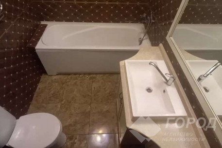 Продам 3-х кімнатну квартиру в новобудові, Центр, Код: 801672/2