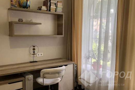 Продам 3-х кімнатну квартиру, Гагарина проспект, Метростроителей метро, Код: 801678/1