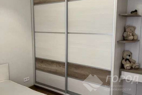 Продам 3-х кімнатну квартиру, Гагарина проспект, Метростроителей метро, Код: 801678/1