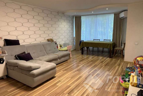 Продам 4-х кімнатну квартиру, Новые дома, Код: 801729/2