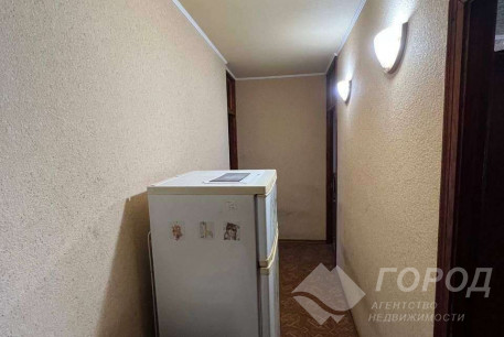 Продам 3-х кімнатну квартиру, Салтовка, 533 м/р, Код: 801758/1