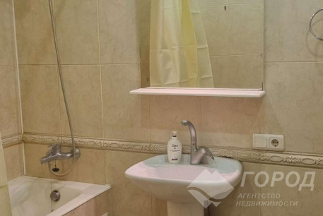 Продам 2-х кімнатну квартиру, ХТЗ, Код: 801787/1