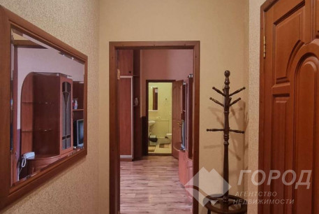 Продам 2-х кімнатну квартиру, ХТЗ, Код: 801787/1