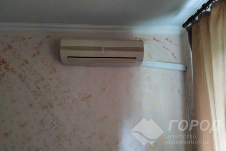 Продам 1-кімнатну квартиру, Новые дома, Армейская метро (Советской Армии), Код: 801848/1