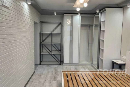 Продам 1-кімнатну квартиру в новобудові, Центральный рынок, Центральный Рынок метро, Код: 801916/1