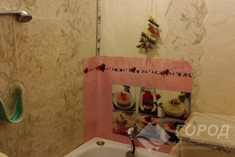 Продам дом, Валковский р-н, Валки г. (Валковский р-н), Код: 801943/1