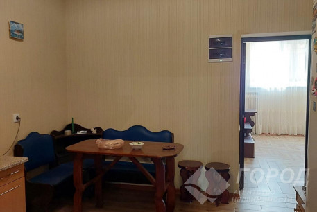 Продам 3-х кімнатну квартиру, Дергачевский р-н, Солоницевка пгт., Код: 801945/1