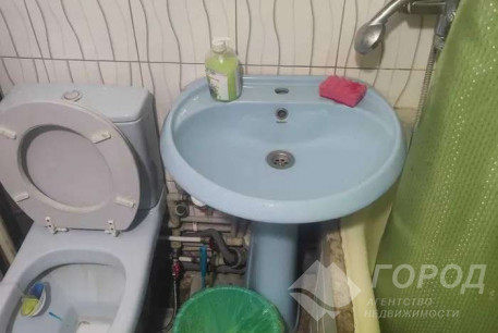 Продам гостинку, ХТЗ, Код: 801995/1