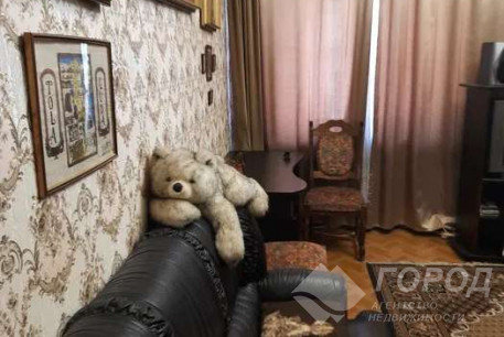 Продам 2-х кімнатну квартиру, Центральный рынок, Код: 802010/1