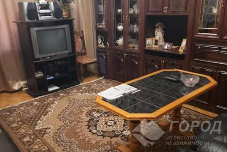 Продам 2-х кімнатну квартиру, Центральный рынок, Код: 802010/1