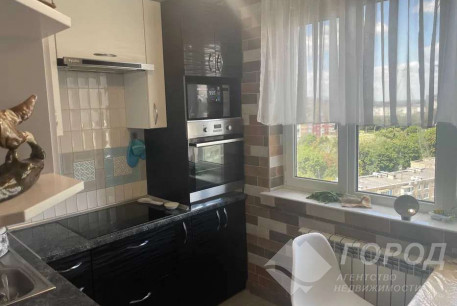 Продам 3-х кімнатну квартиру, Новые дома, Маршала Жукова метро (Дворец спорта), Код: 802014/1