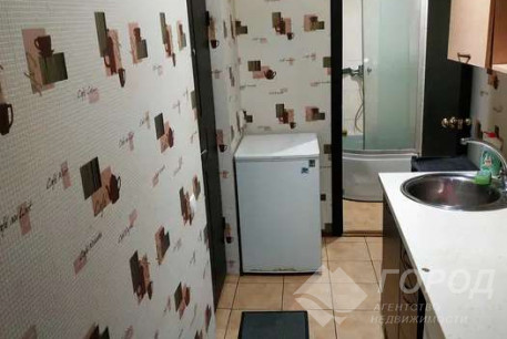 Сдам гостинку, Центр, Площадь Конституции метро (Советская), Код: 802023/1