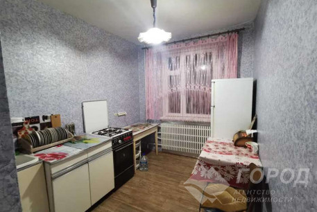 Продам 1-кімнатну квартиру, Рогань, Роганский ж/м, Код: 802041/1