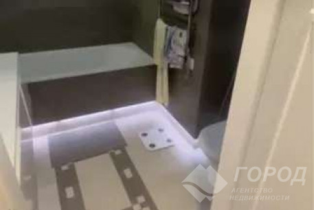 Продам 3-х кімнатну квартиру, Салтовка, ТРК Украина, Код: 802096/1