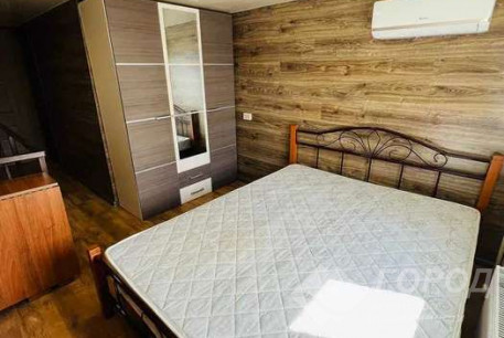 Продам 2-х кімнатну квартиру, Гагарина проспект, Метростроителей метро, Код: 802101/1