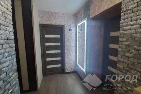 Сдам 2-х кімнатну квартиру, Аэропорт, Код: 802127/1