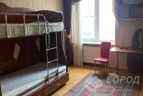 Сдам 3-х кімнатну квартиру, Гагарина проспект, Защитников Украины метро (Площадь Восстания), Код: 802218/1