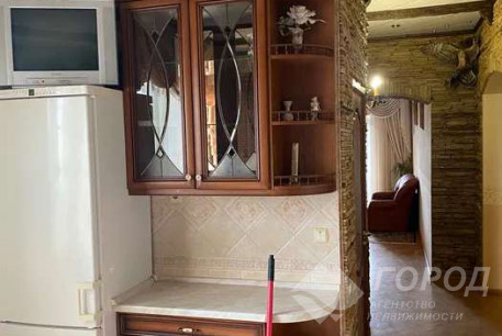 Сдам 3-х кімнатну квартиру, Гагарина проспект, Защитников Украины метро (Площадь Восстания), Код: 802218/1