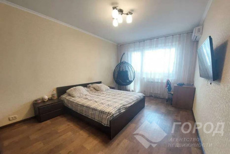 Продам 2-х кімнатну квартиру, Рогань, Код: 802243/2