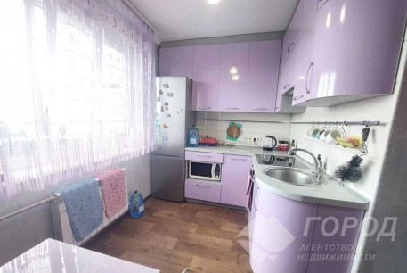 Продам 2-х кімнатну квартиру, Рогань, Код: 802243/2