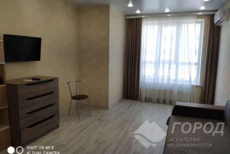 Продам 1-кімнатну квартиру в новобудові, ХТЗ, ХТЗ метро, Код: 802247/2