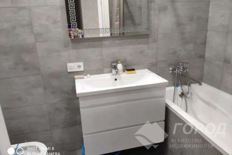 Продам 1-кімнатну квартиру в новобудові, ХТЗ, ХТЗ метро, Код: 802247/2