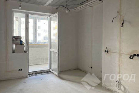 Продам 2-х кімнатну квартиру, ХТЗ, ХТЗ метро, Код: 802333/1