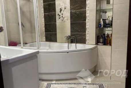 Продам 3-х кімнатну квартиру, Гагарина проспект, Проспект Гагарина метро, Код: 802337/1