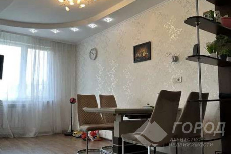 Продам 3-х кімнатну квартиру, Гагарина проспект, Проспект Гагарина метро, Код: 802337/1