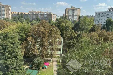 Продам 3-х кімнатну квартиру, Гагарина проспект, Проспект Гагарина метро, Код: 802337/1