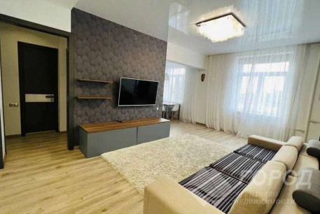 Сдам 3-х кімнатну квартиру, Центр, Код: 802380/1