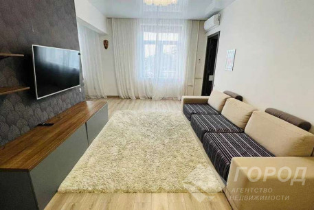 Сдам 3-х кімнатну квартиру, Центр, Код: 802380/1