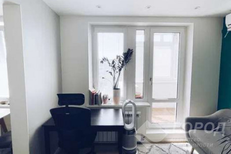 Продам 1-кімнатну квартиру, Сосновая Горка, Научная метро, Код: 802392/1