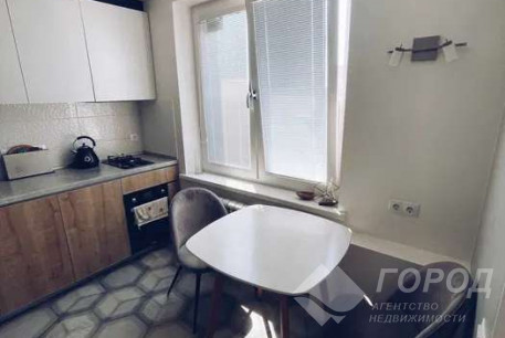 Продам 1-кімнатну квартиру, Сосновая Горка, Научная метро, Код: 802392/1