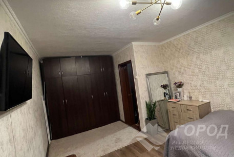 Продам 1-кімнатну квартиру, Дергачевский р-н, Солоницевка пгт., Код: 802405/1