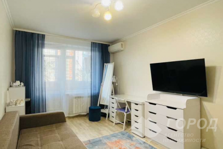 Продам 4-х кімнатну квартиру, Холодная Гора, Код: 802430/2