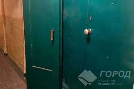 Продам 2-х кімнатну квартиру, Завод Шевченко, Код: 802508/1