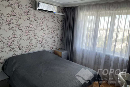 Продам 4-х кімнатну квартиру, Новые дома, Код: 802511/1