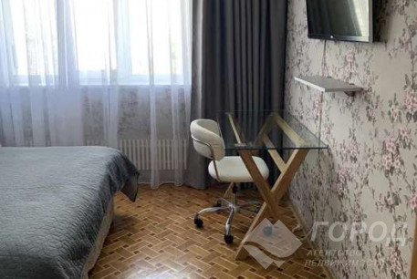 Продам 4-х кімнатну квартиру, Новые дома, Код: 802511/1