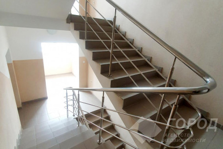 Продам 2-х кімнатну квартиру в новобудові, Центральный рынок, Код: 802565/1