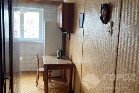 Сдам гостинку, Новые дома, Армейская метро (Советской Армии), Код: 802625/1