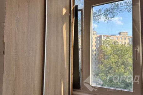 Продам 3-х кімнатну квартиру, Основа, Код: 802664/1