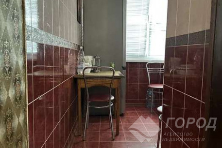 Продам 3-х кімнатну квартиру, Основа, Код: 802664/1