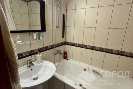 Продам 2-х кімнатну квартиру, Сосновая Горка, Павловка, Код: 802671/1