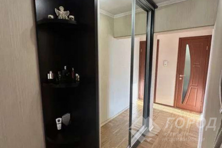 Продам 2-х кімнатну квартиру, Сосновая Горка, Павловка, Код: 802671/1