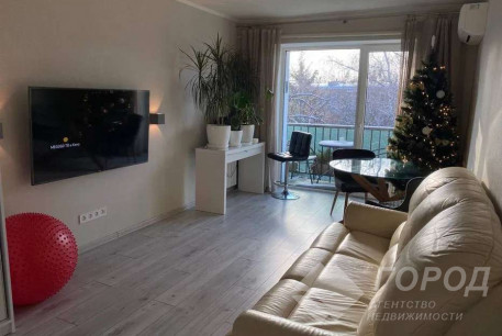 Продам 2-х кімнатну квартиру, Пятихатки, Код: 802682/1