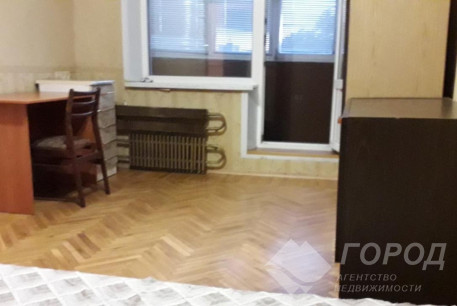 Продам 3-х кімнатну квартиру, Гагарина проспект, Метростроителей метро, Код: 802707/1