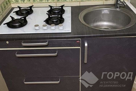 Продам 1-кімнатну квартиру, Гагарина проспект, Защитников Украины метро (Площадь Восстания), Код: 802730/1