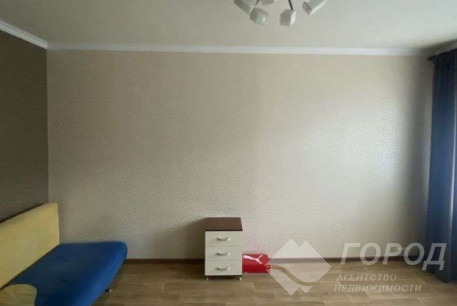 Продам 1-кімнатну квартиру, Гагарина проспект, Защитников Украины метро (Площадь Восстания), Код: 802730/1