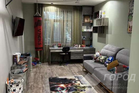 Продам 3-х кімнатну квартиру, Гагарина проспект, Проспект Гагарина метро, Код: 802795/2